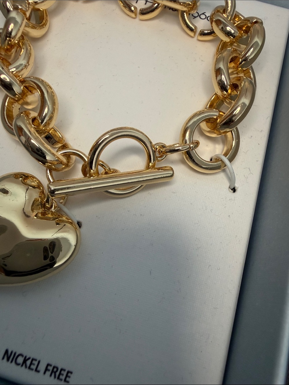 House of Harlow 1960 | Gold Chunky Link Toggle Bracelet w/ Heart Charm - Picture 5 of 9